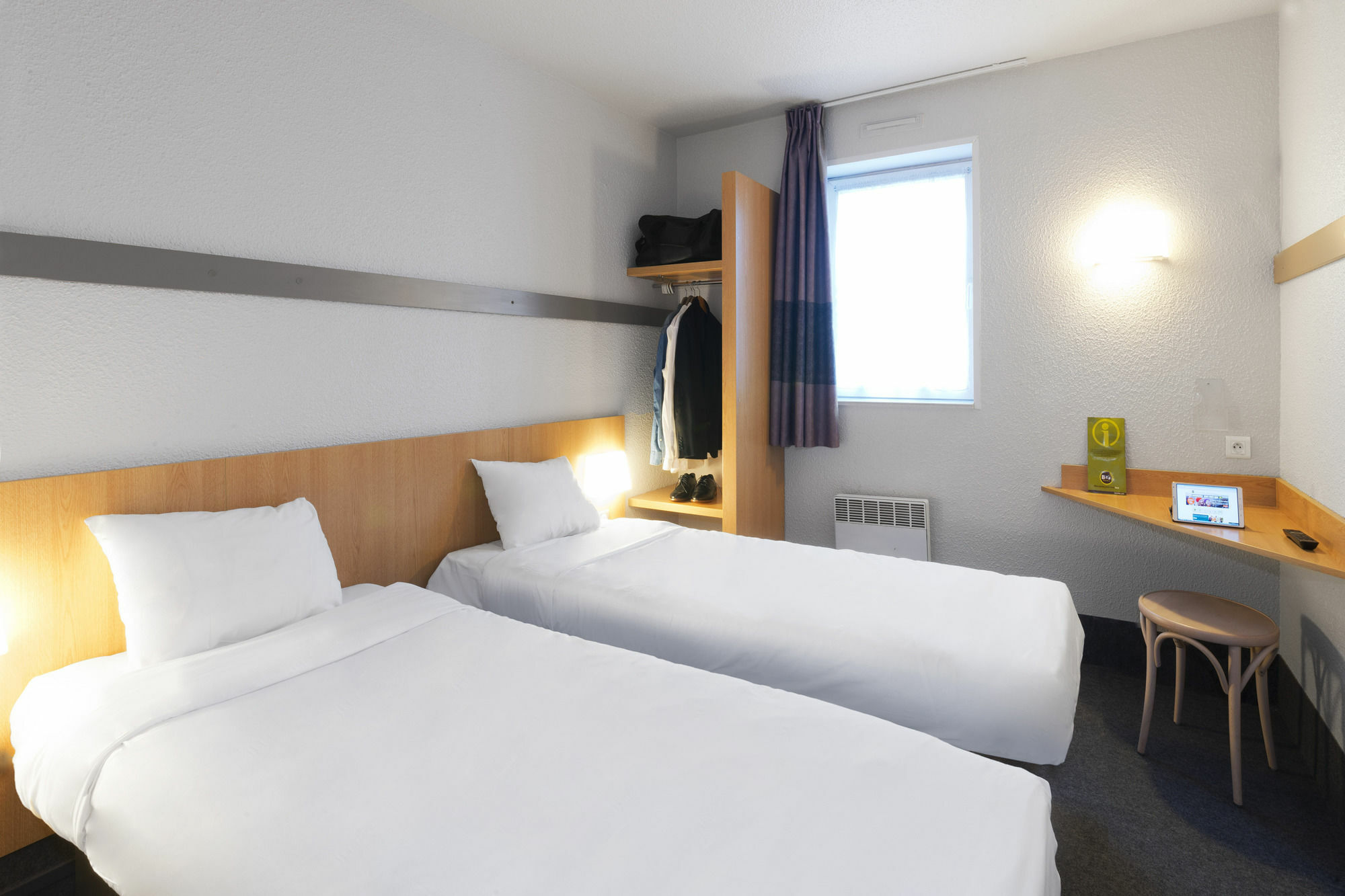 B&B Hotel Lorient Caudan מראה חיצוני תמונה