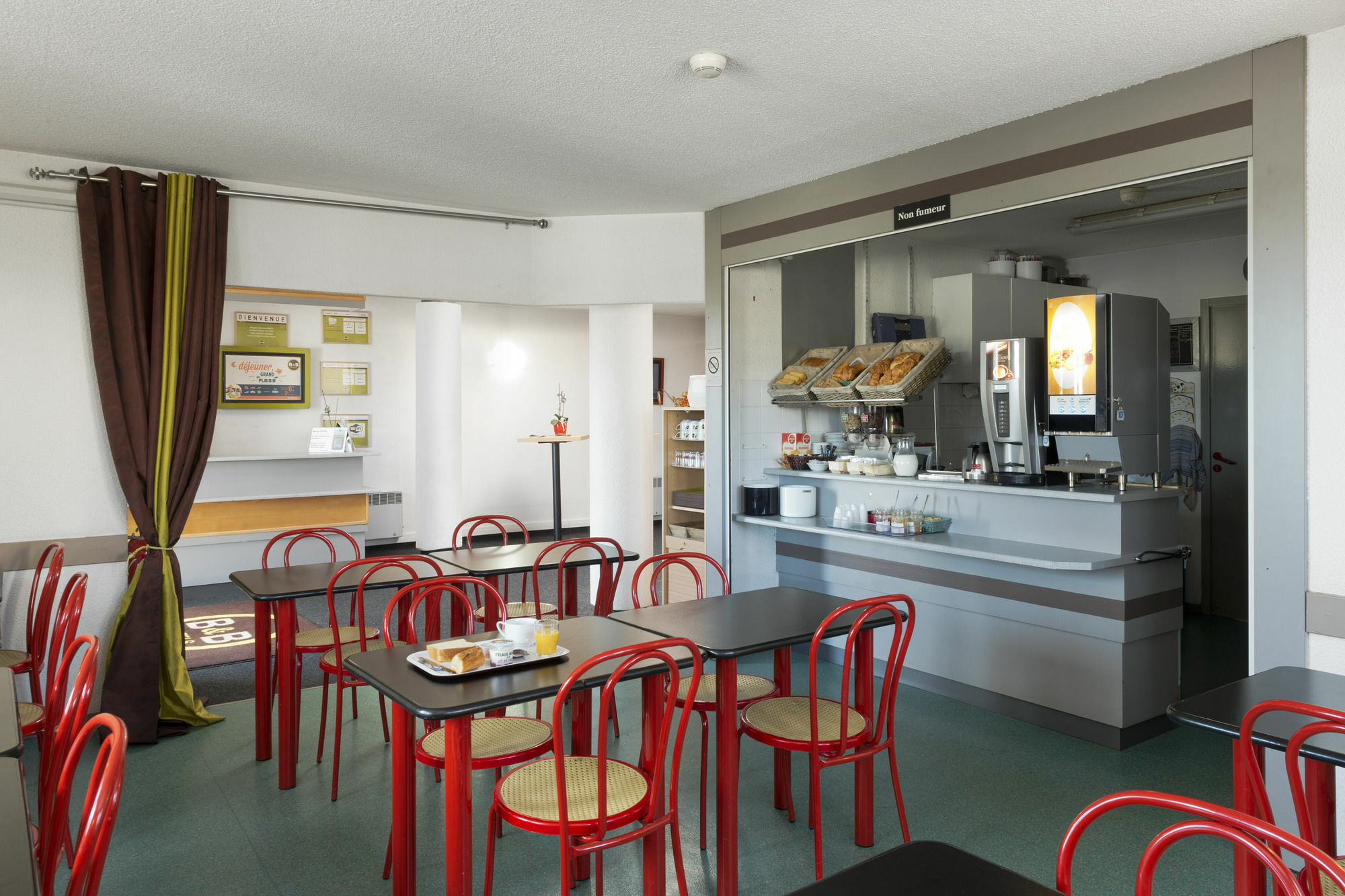 B&B Hotel Lorient Caudan מראה חיצוני תמונה
